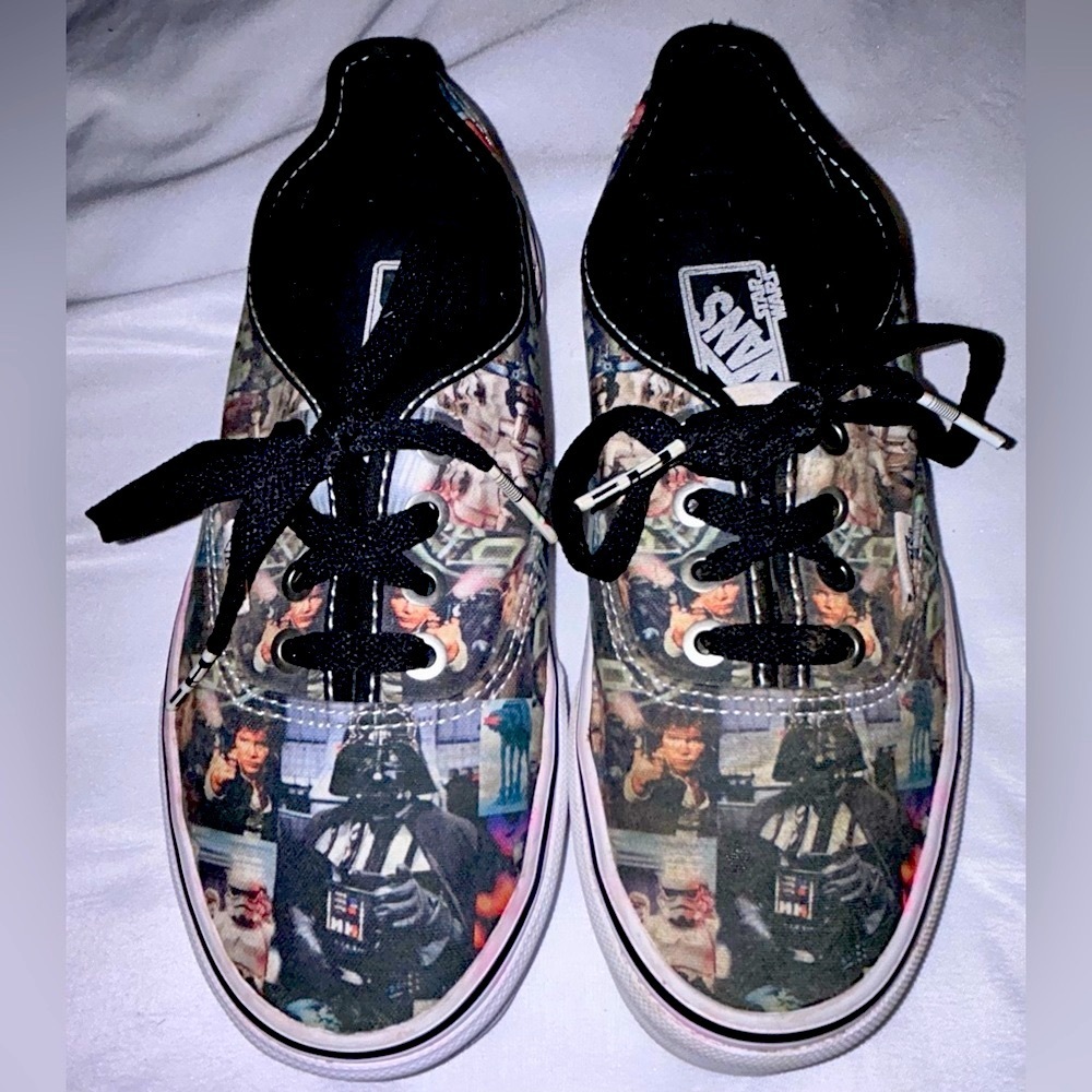 VANS STAR WARS RETRO FILM TENNIS SHOES LACE UP LOW UNISEX MEN 5 WOMEN 6.5